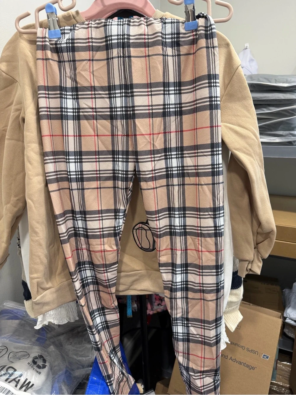 Kids Beige Plaid Bear Pullover Sweatshirt
